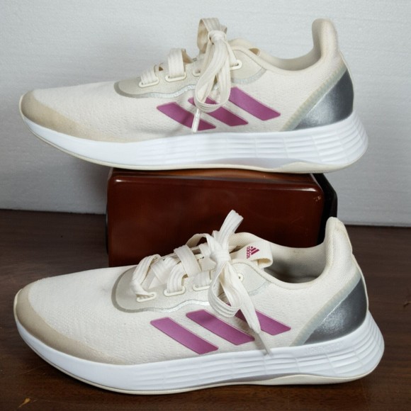 Adidas Womens QT Racer FY5679 Off White Running Shoes Sneakers Sz 7 EUC - Picture 2 of 10